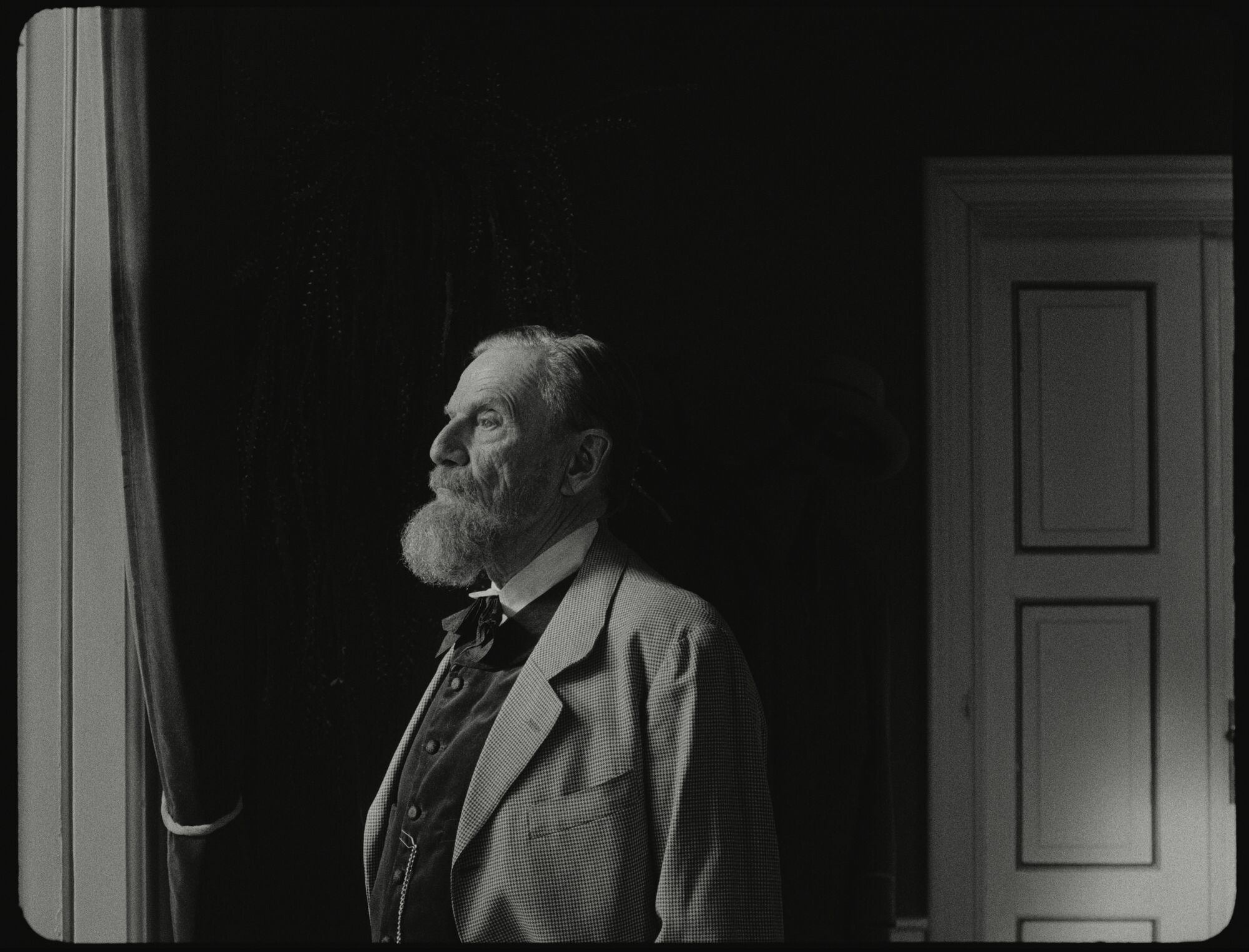Scene Image 5
